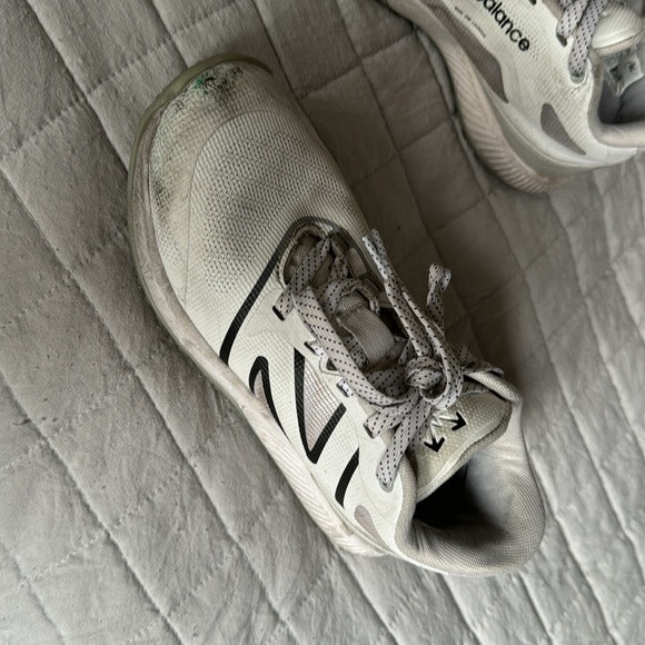 New Balance Lax Freeze Turf shoes 4.5men/6 women’s - Picture 2 of 3